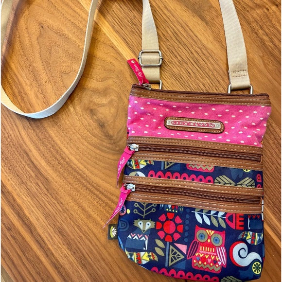 Lily Bloom Crossbody Bag NWOT - Picture 1 of 4